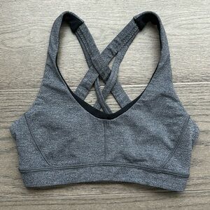 Lululemon Women’s Sports Bra